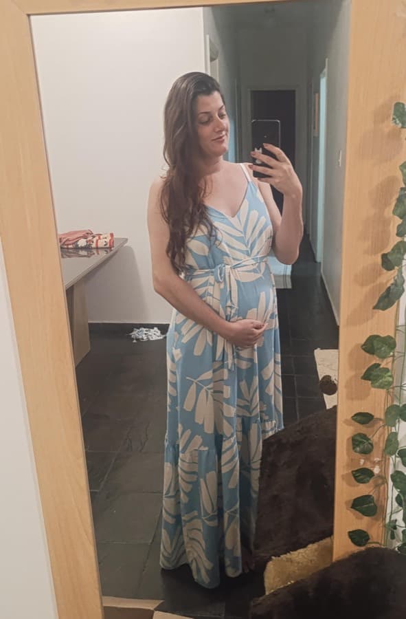 Aluna com vestido Boa Vista