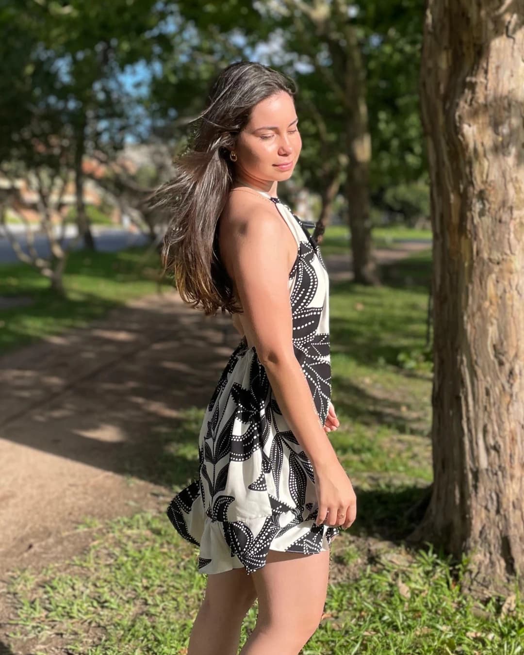 Vestido Frente Única com Babado 2