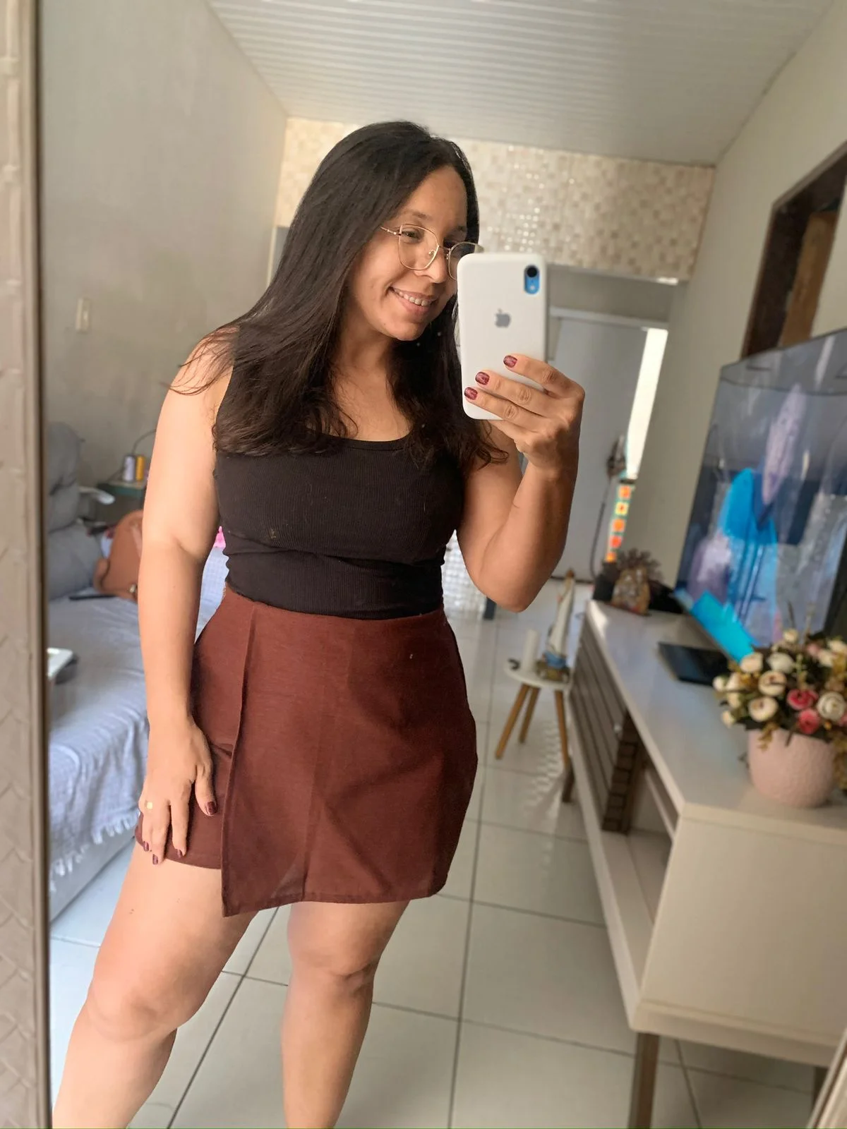 Aluna costurando