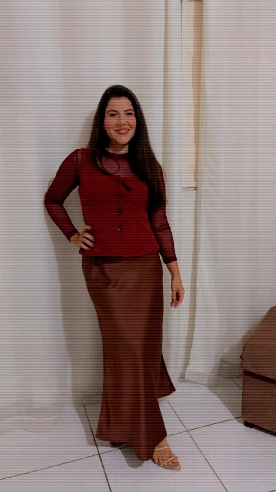 Aluna costurando